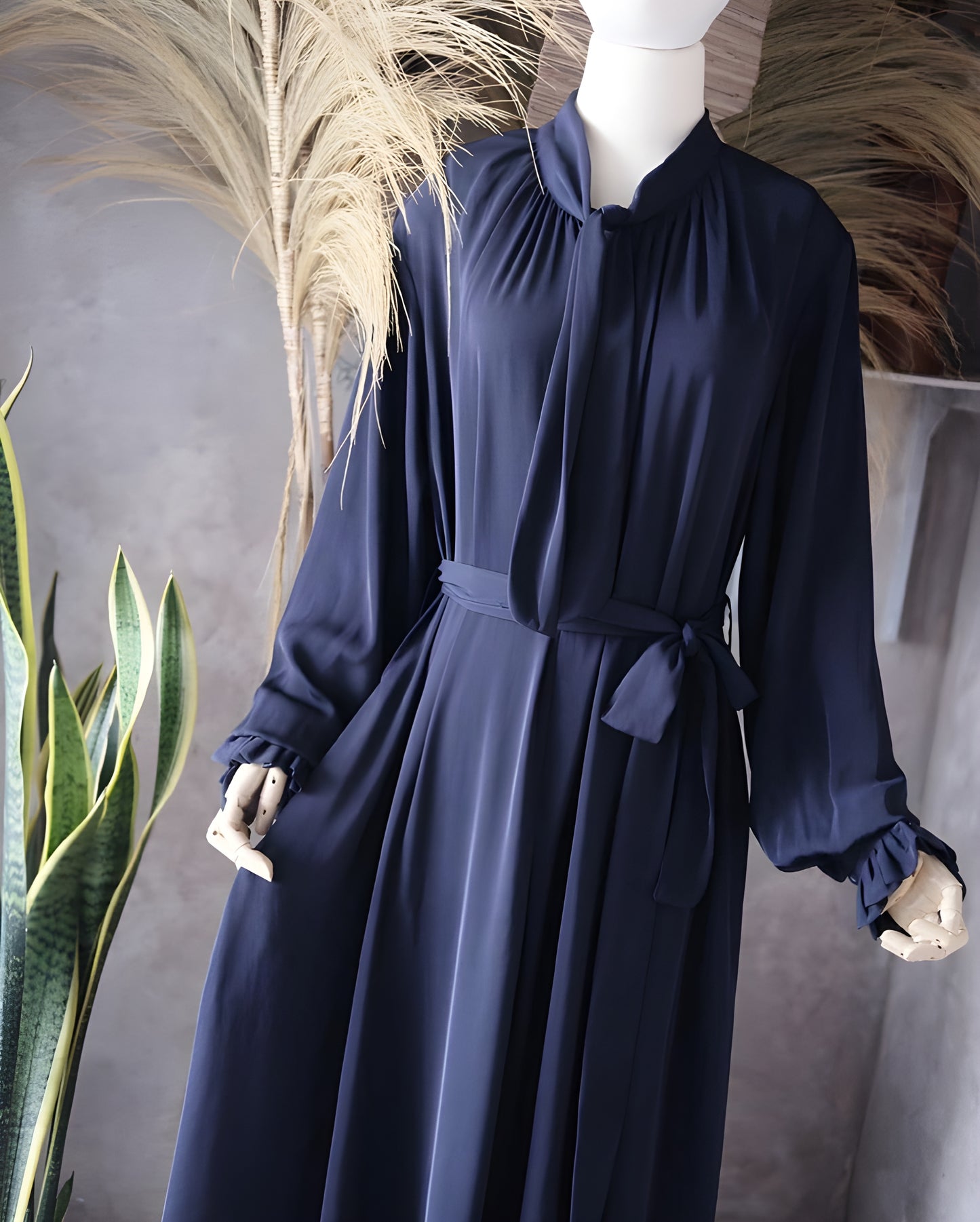 The detail of Abaya Nourah Series in Navy color.