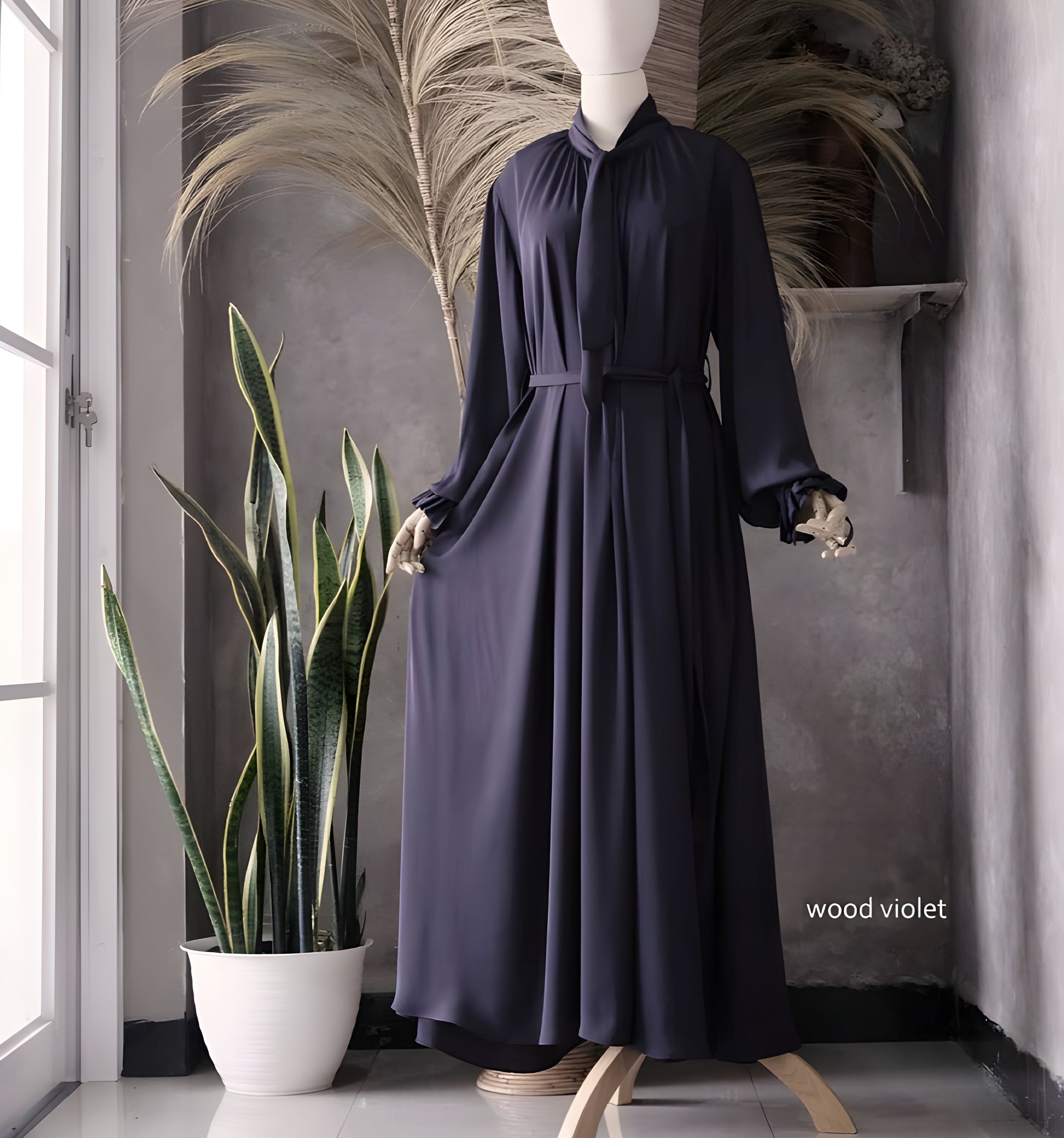 The detail of Abaya Nourah Series in Wood Violet color.