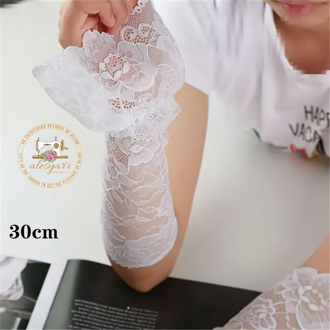 Alesyari Shop I Summer Sunscreen Lace Gloves Stylish Pair of Long Fingerless Silk Mittens with Elastic Sleeves for Women