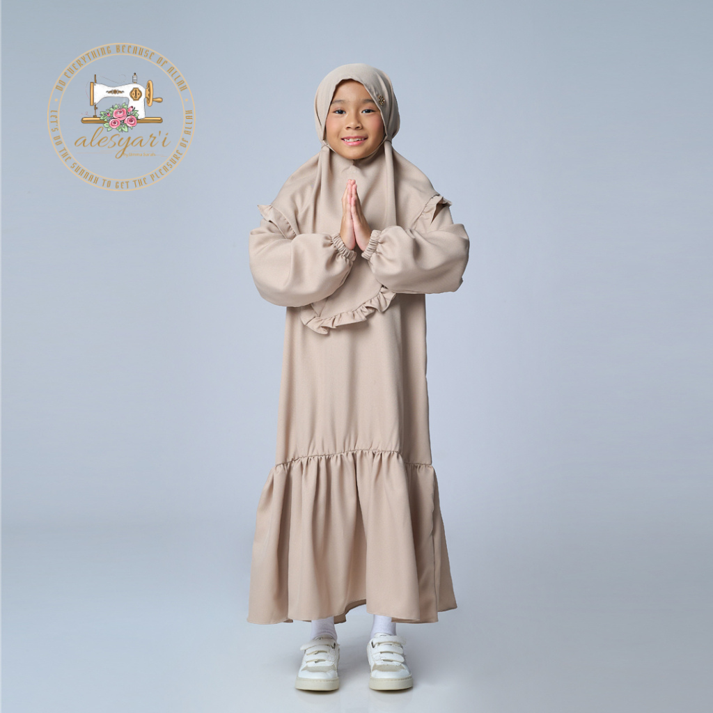 Alesyari Shop I Sophisticated Elegance Luxurious and Comfortable Abaya Set for Your Graceful Child