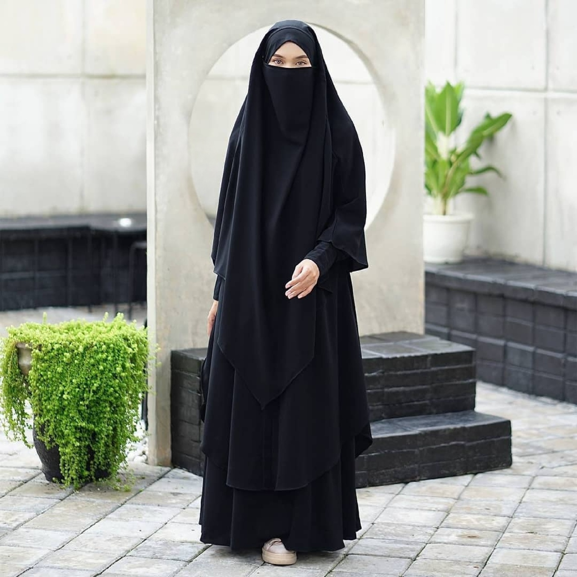 Raada French Khimar or Non Pad Abaya Semi Tunic in Black Color