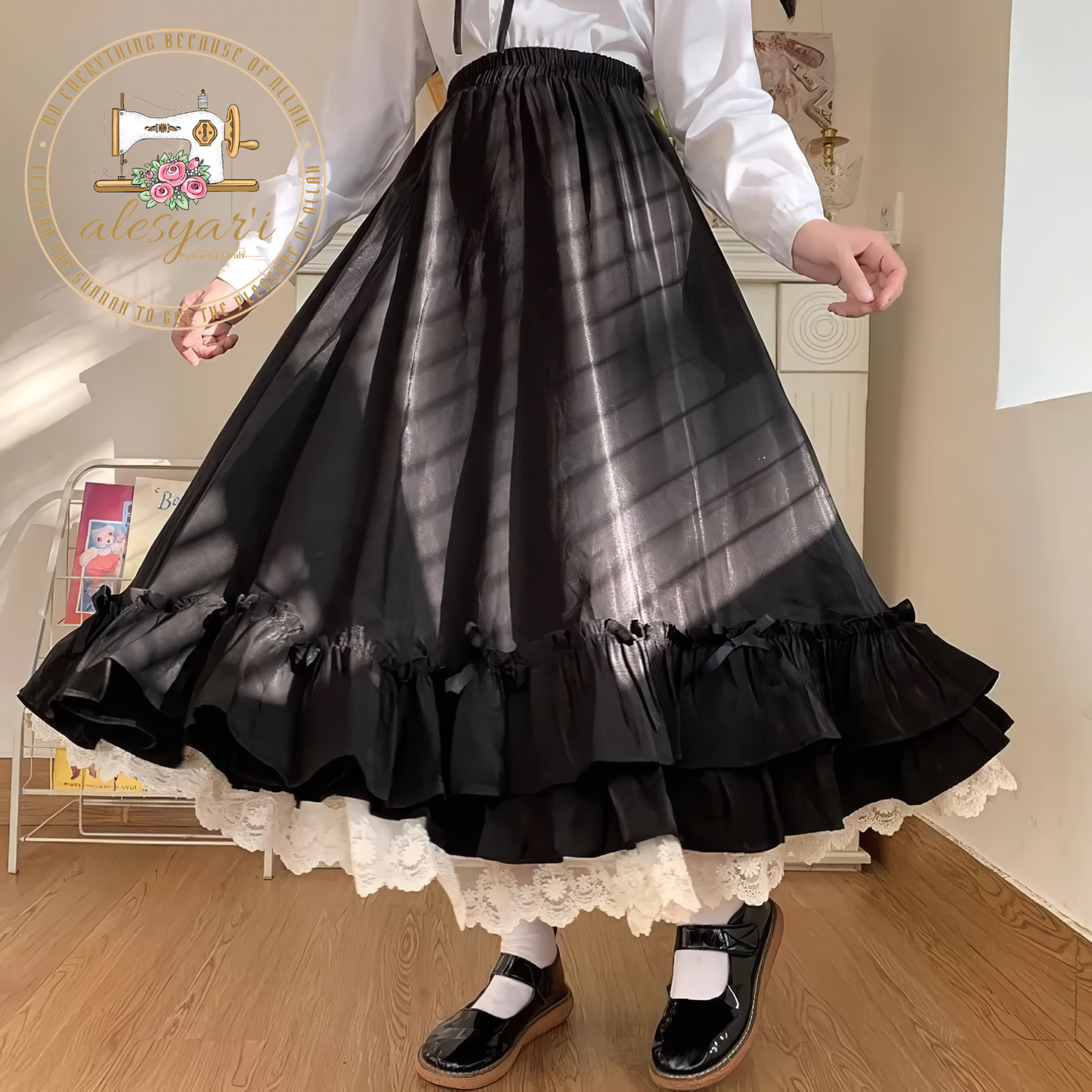 Alesyari Shop I Antique French Pleated A-line Skirt with Double Layer in Plain Japanese Colors – Half Black and White Hepburn Style Long Women's Skirt