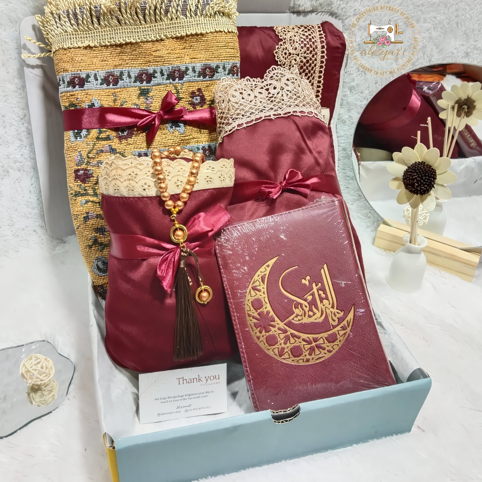 Alesyari Shop I Complete Prayer Equipment / Al-Qur'an Islamic Prayer Dress Hampers and Prayer Mat Set / Gift Box Quran Islamic Prayer Dress and Beads / Islamic Prayer Dress Prayer Mat