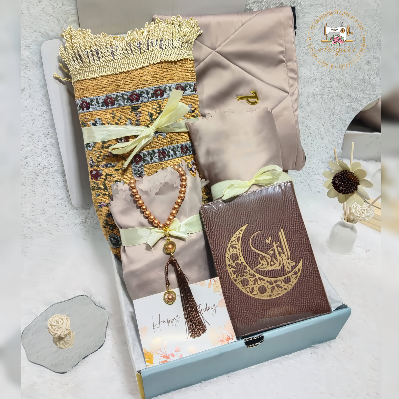 Alesyari Shop I Complete Prayer Equipment / Al-Qur'an Islamic Prayer Dress Hampers and Prayer Mat Set / Gift Box Quran Islamic Prayer Dress and Beads / Islamic Prayer Dress Prayer Mat