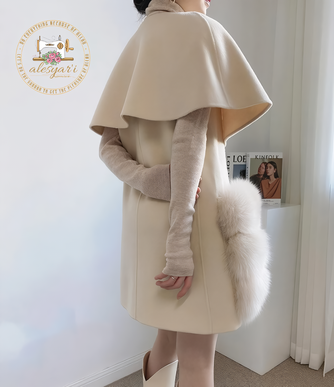 Alesyari Shop I Luxurious Women's Real Wool Cashmere Fur Vest with Stunning Long Fox Fur Overcoats