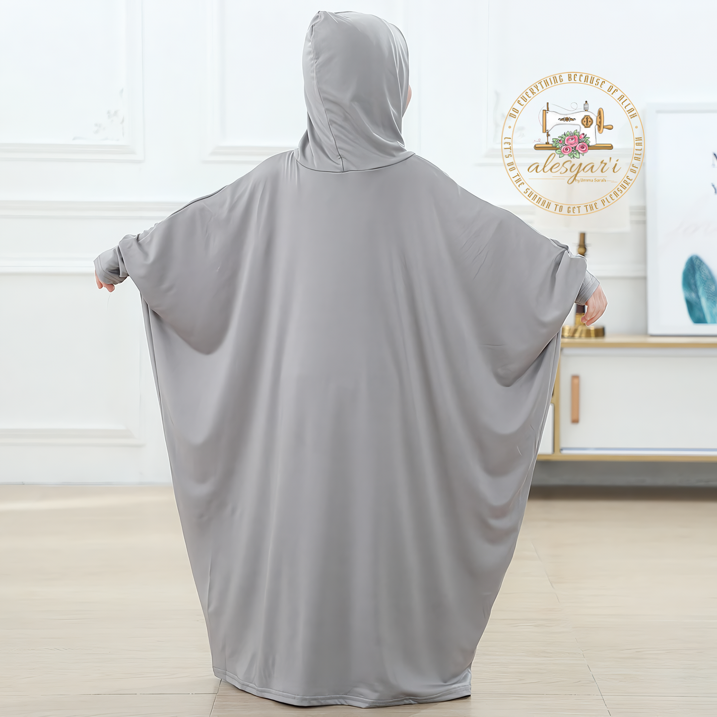 Alesyari Shop I Stylish Modesty Abaya with Batwing Sleeves for Muslim Prayers, Ramadan, and Eid Celebrations