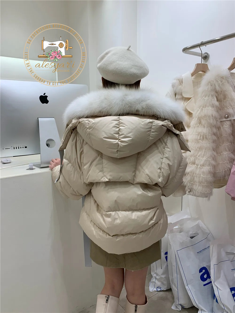 Alesyari Shop I Stylish Winter Jackets for Women with Genuine Fox Fur Collar and Goose Down Filling