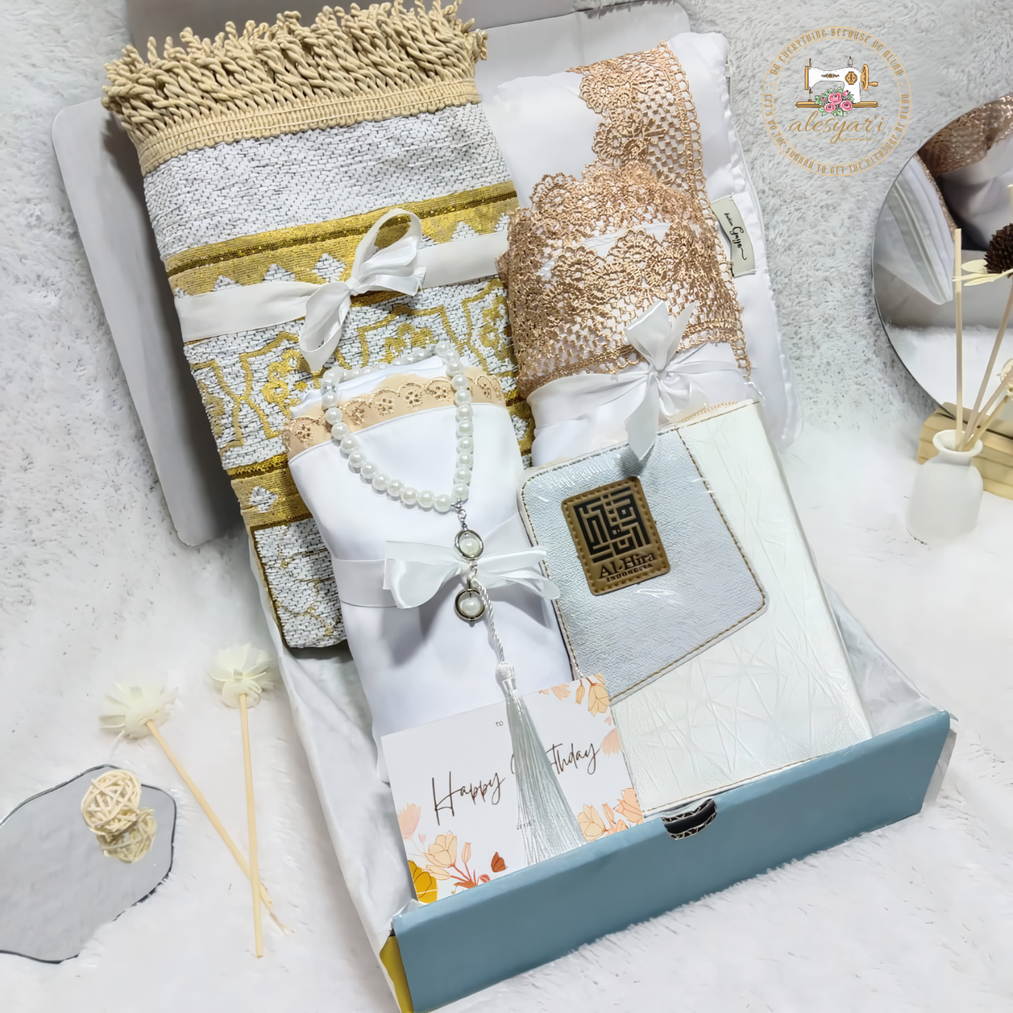 Alesyari Shop I Complete Prayer Equipment / Al-Qur'an Islamic Prayer Dress Hampers and Prayer Mat Set / Gift Box Quran Islamic Prayer Dress and Beads / Islamic Prayer Dress Prayer Mat