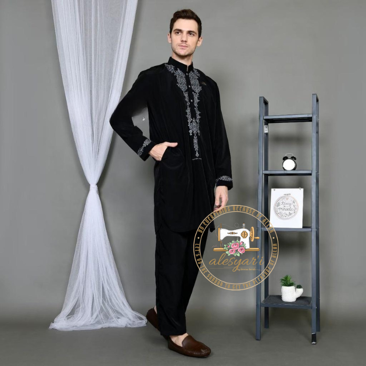 Alesyari Shop I Men's Indonesian Suits for Adults: Embroidered Kaftans and Kurta Kaftans