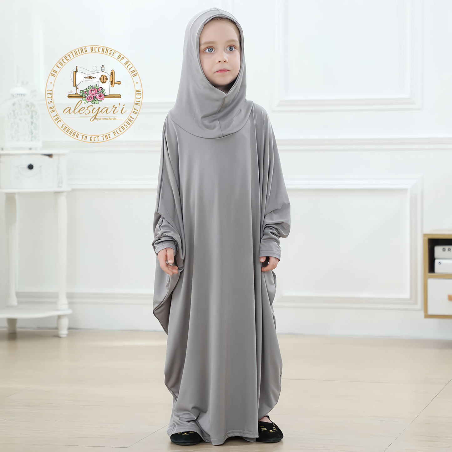 Alesyari Shop I Stylish Modesty Abaya with Batwing Sleeves for Muslim Prayers, Ramadan, and Eid Celebrations