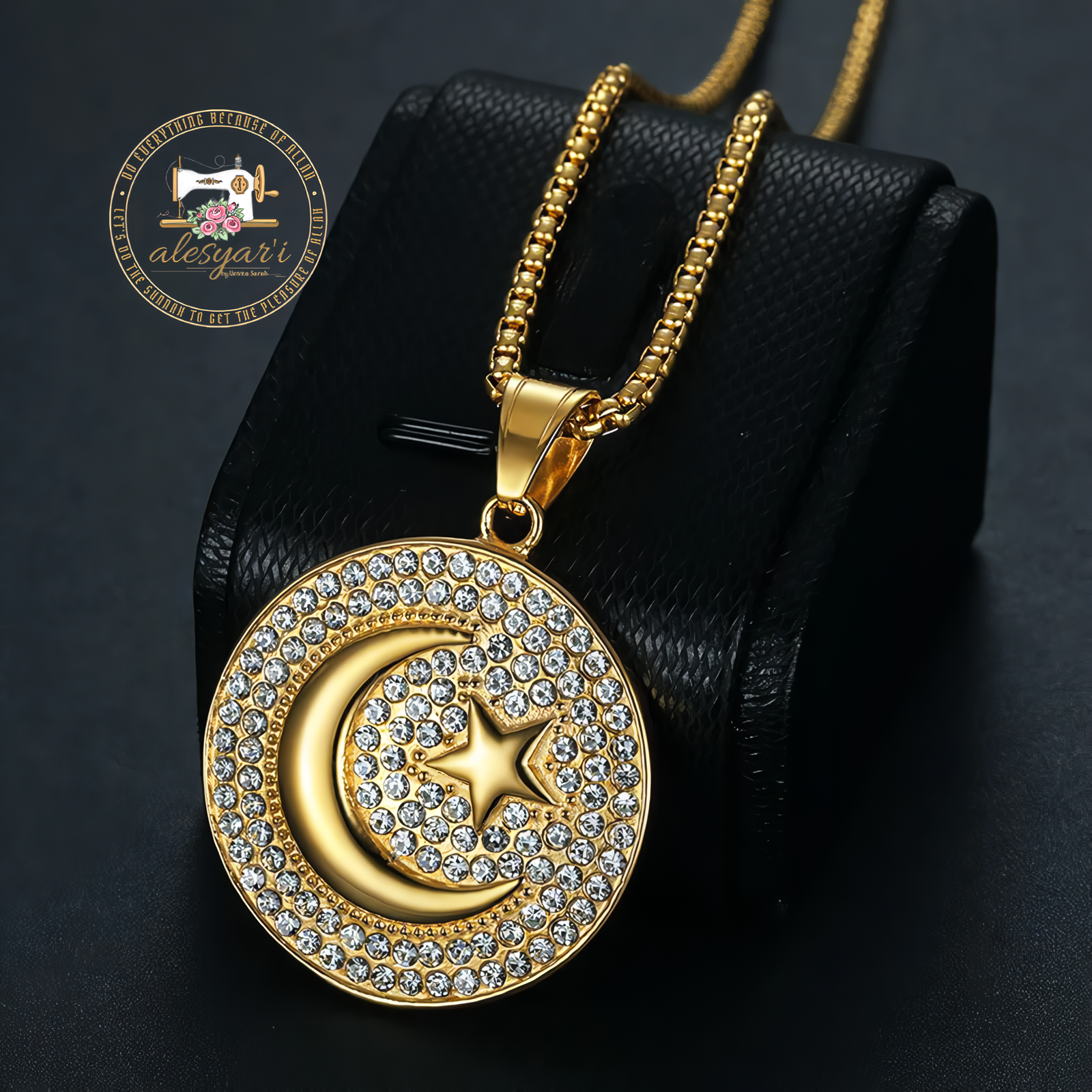 Alesyari Shop I Stainless Steel Round Necklace with Muslim Crescent Moon and Star Pendant for Men and Women