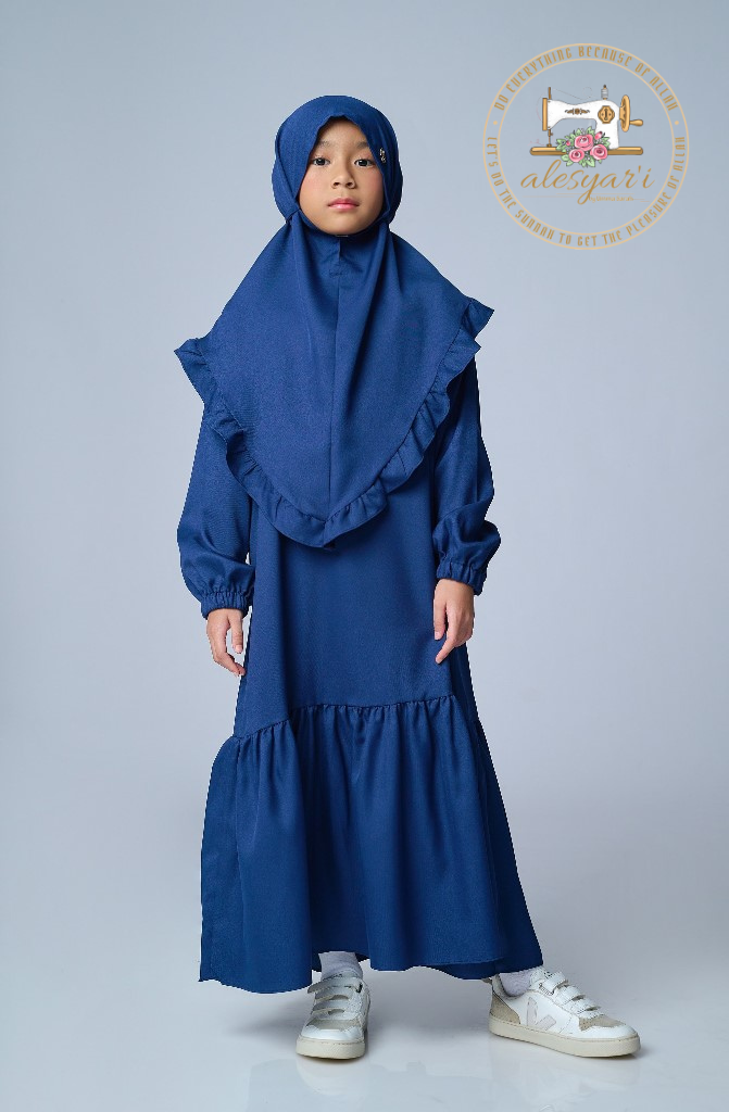 Alesyari Shop I Sophisticated Elegance Luxurious and Comfortable Abaya Set for Your Graceful Child