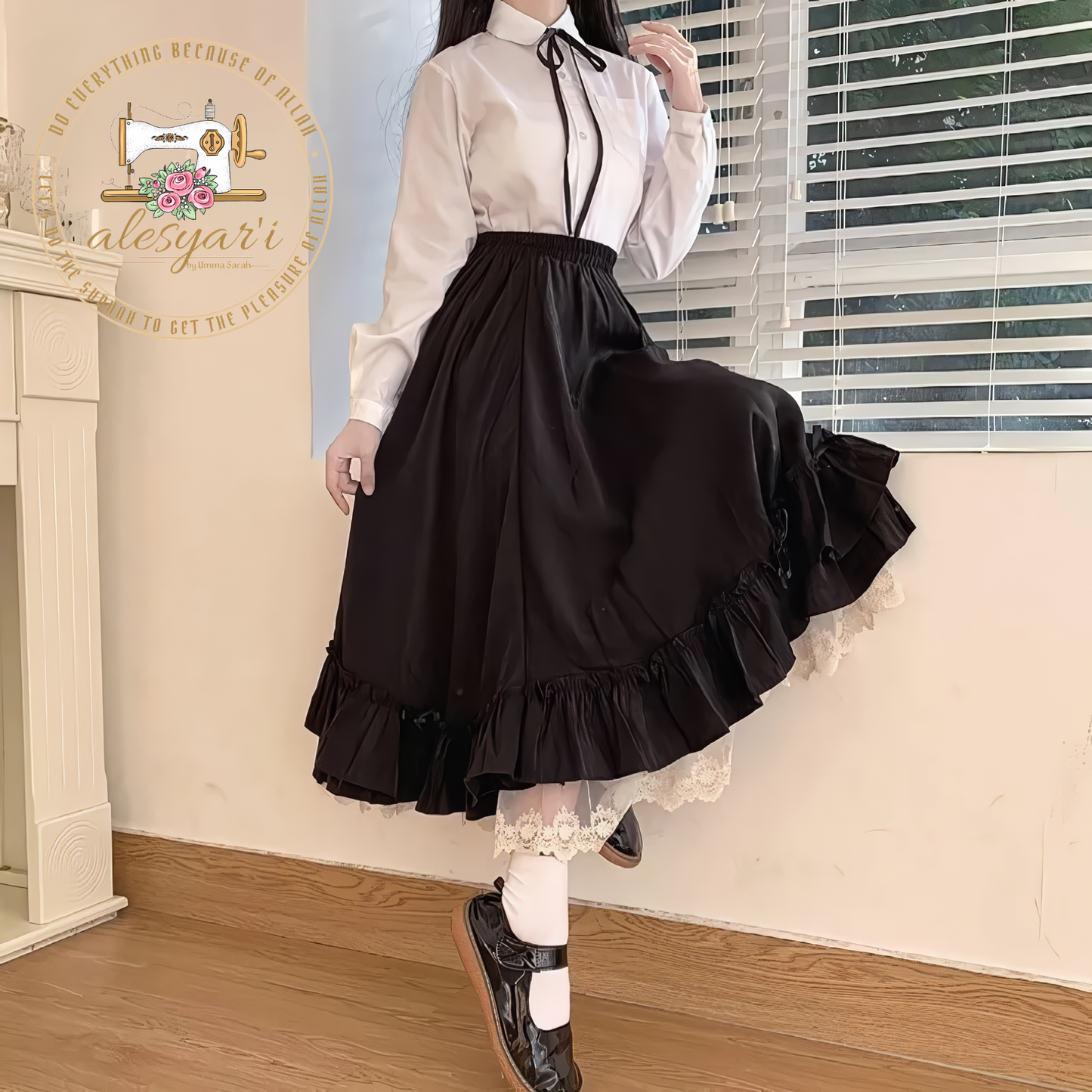 Alesyari Shop I Antique French Pleated A-line Skirt with Double Layer in Plain Japanese Colors – Half Black and White Hepburn Style Long Women's Skirt