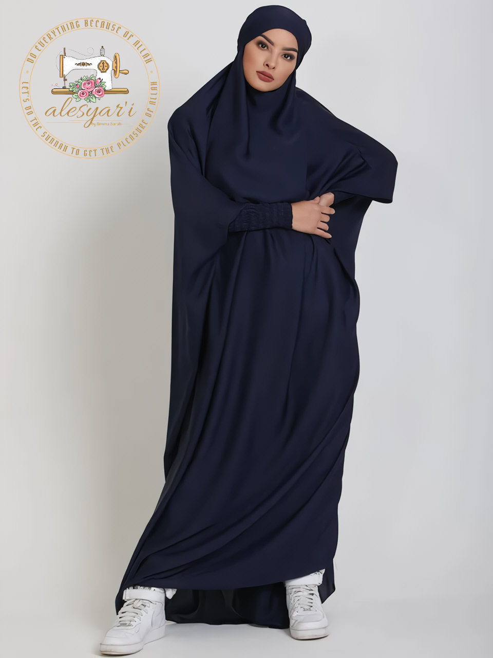 Alesyari Shop I Muslim Women's Praying Gown: Abaya with Smocked Sleeves - Modest Islamic Attire in Elegant Black, Combining Dubai, Saudi, and Turkish Styles