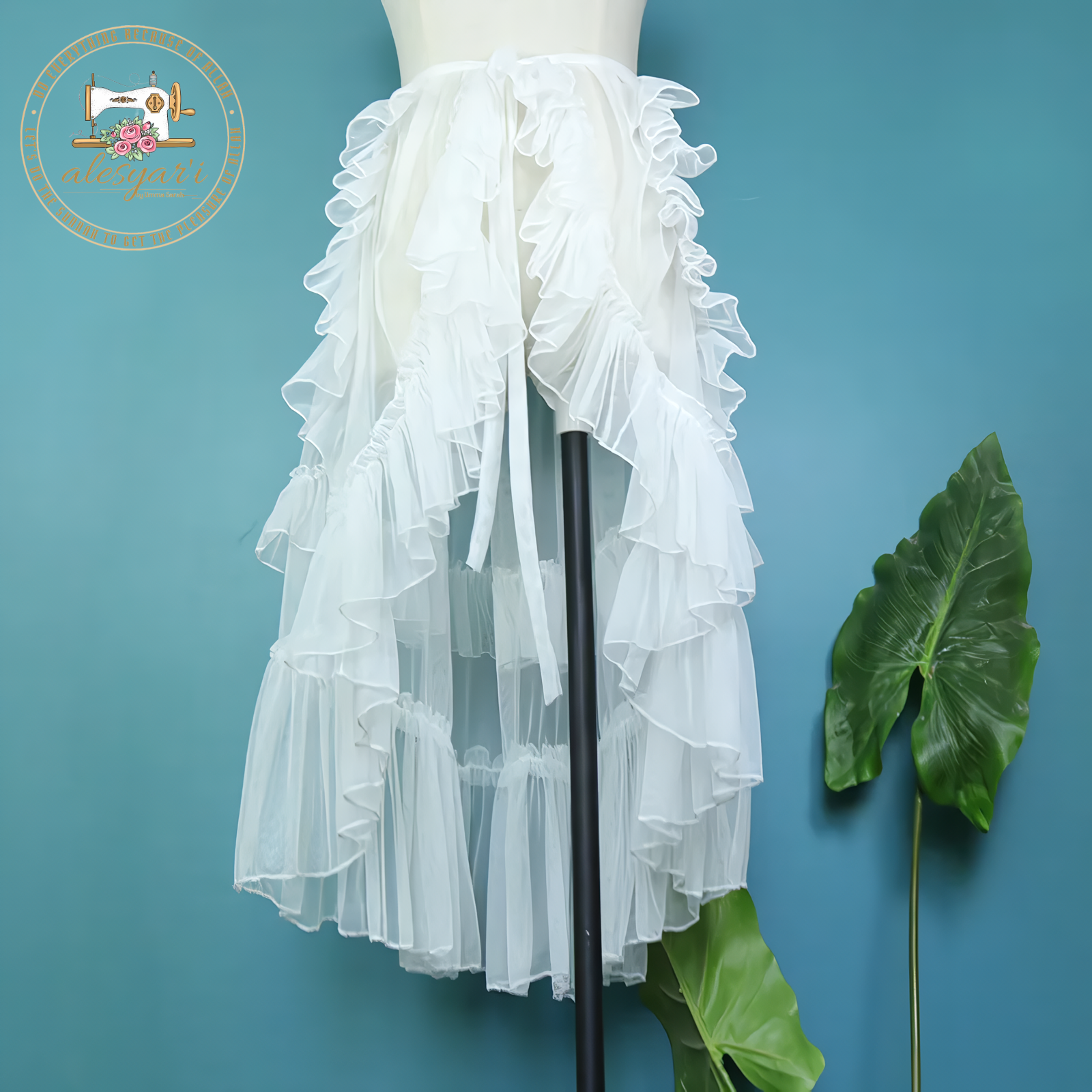 Alesyar'i Shop I Vintage Elegance: Sheer Lolita Apron with Ruffled Waist and Mesh Overlay Skirt