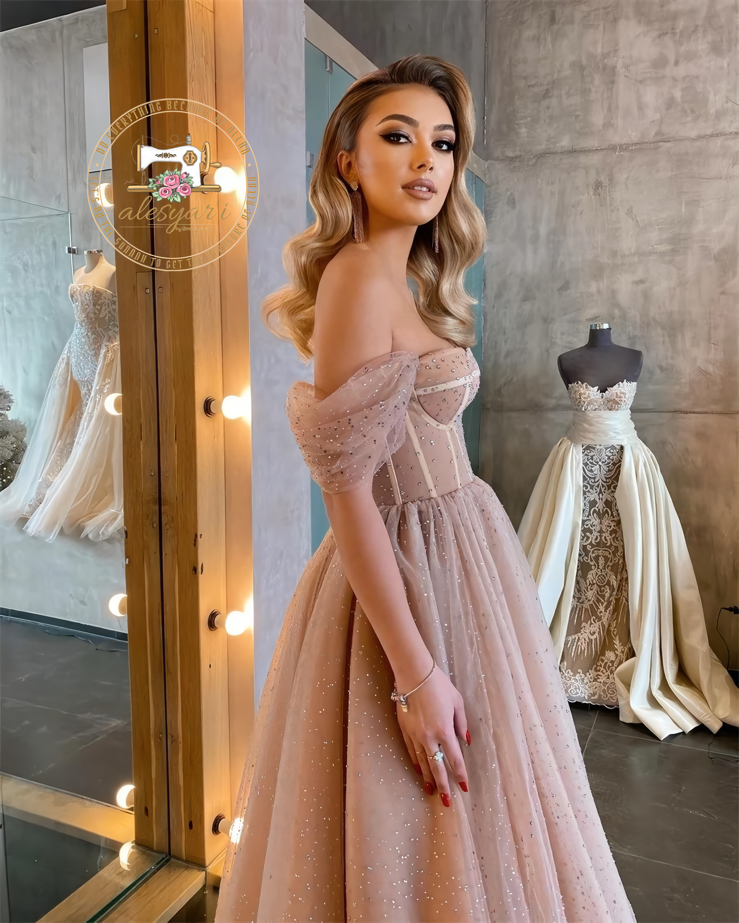 Alesyari Shop I Sparkling Elegance: Off-the-Shoulder Champagne Sequins Prom Dress with Mid-Length and Shiny Crystal Embellishments for a Stunning Short Evening Look