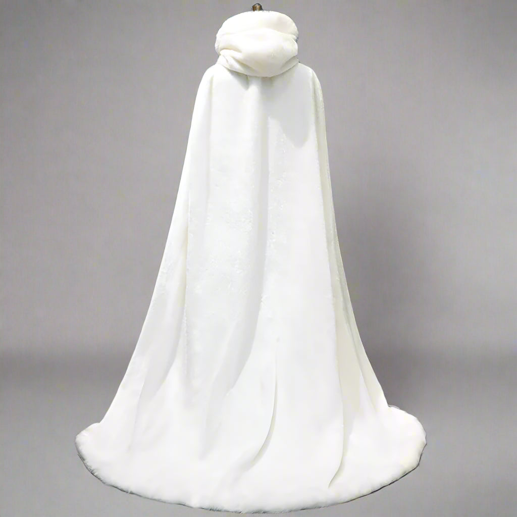 Elegant Faux Fur Bridal Cape Luxury Winter Wedding Wrap Hooded Cloak for Brides or Formal Events