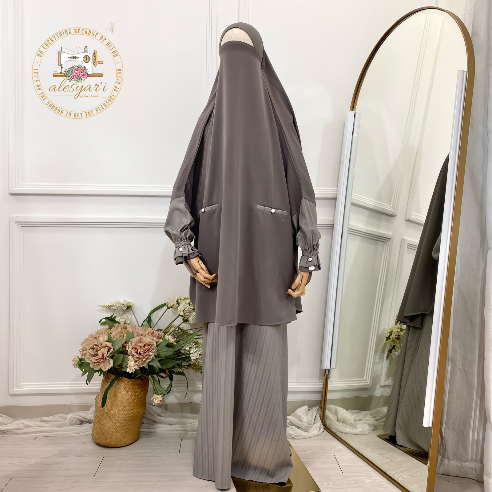 Alesyari Shop I Elegance and Comfort in Our Exclusive Syari Umrah and Hajj Abaya Set