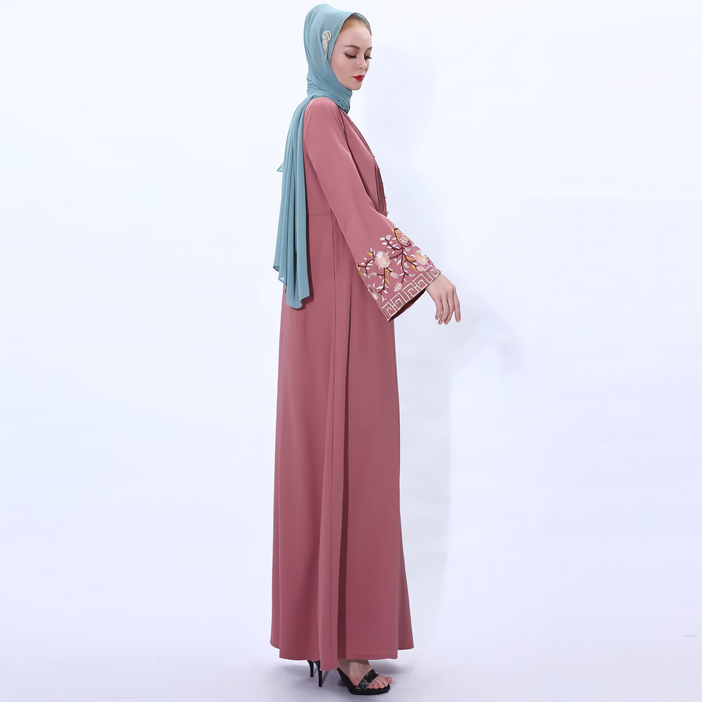 Alesyari Shop I Muslim Abaya Dress with Embroidered Flowers: Ramadan Kaftan, Islamic Turkish Kaftan, Muslim Abaya Kaftan