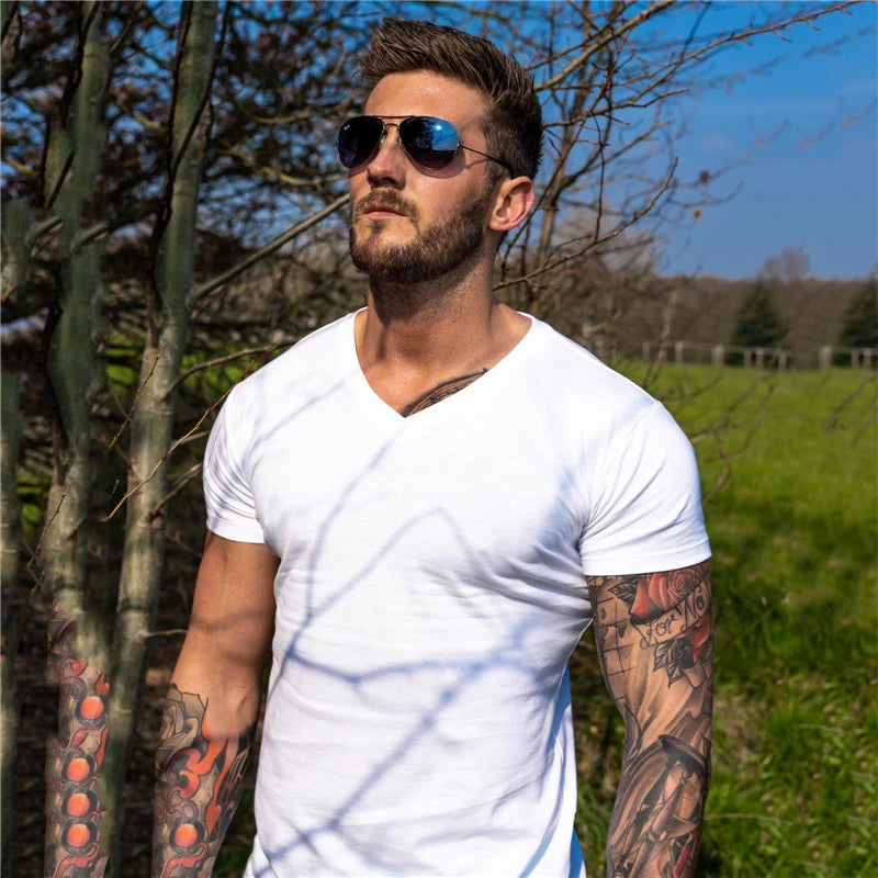 Gym T-shirt Men Fashion V Neck Short Sleeve Cotton Tshirt Slim Fit Sports Tee Shirt Bodybuilding Fitness Workout Summer Clothing