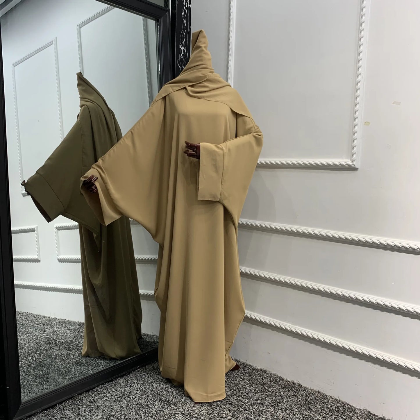 Muslim Women's Prayer Dress with Batwing Abaya, Headscarf, Ideal for Dubai, Turkey, Saudi - Jilbab Ensemble