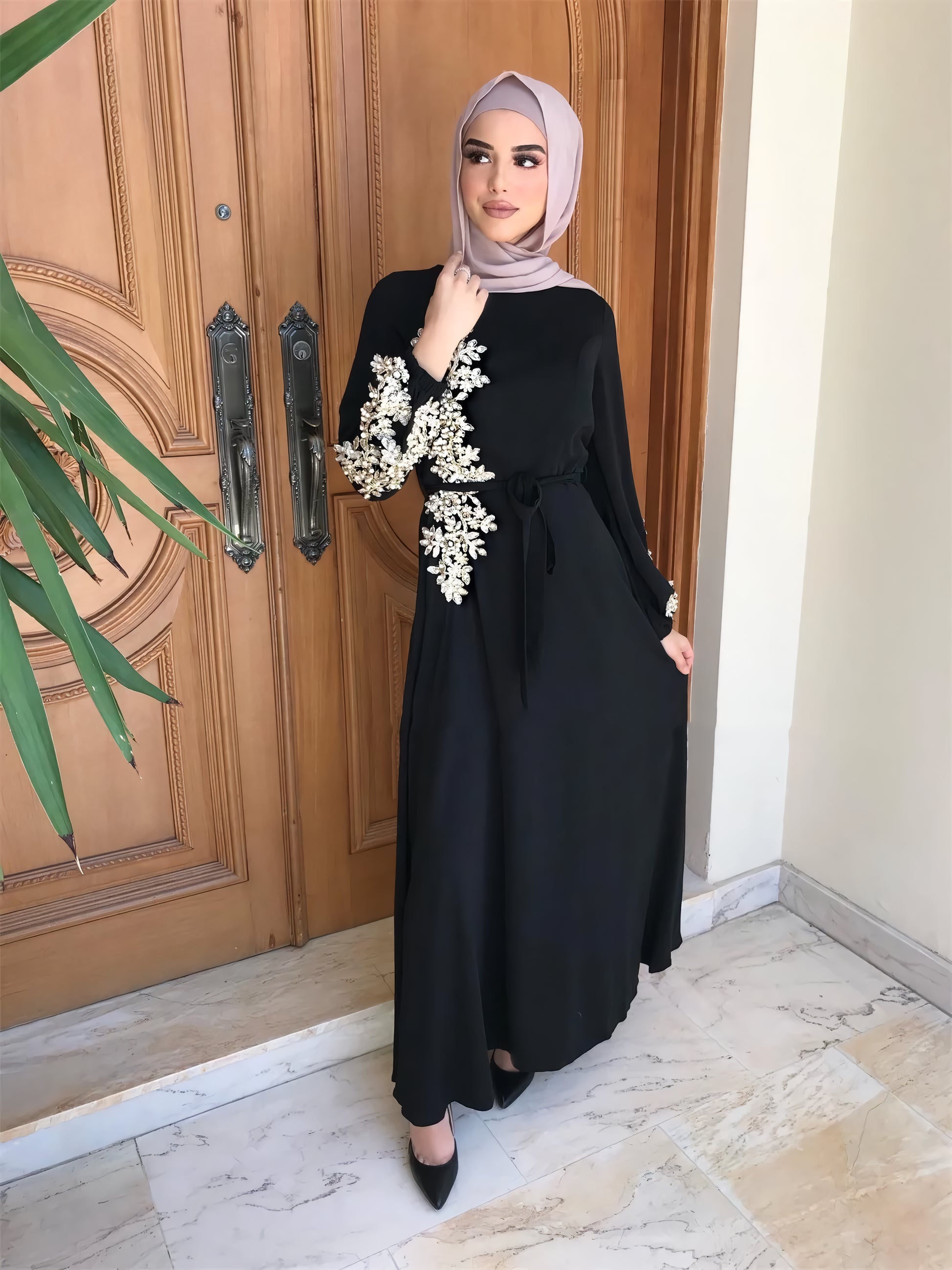 Alesyari Shop I Thick Beaded Diamond Muslim Abaya for Women, Full-Length Embroidered Flower Worship Abaya