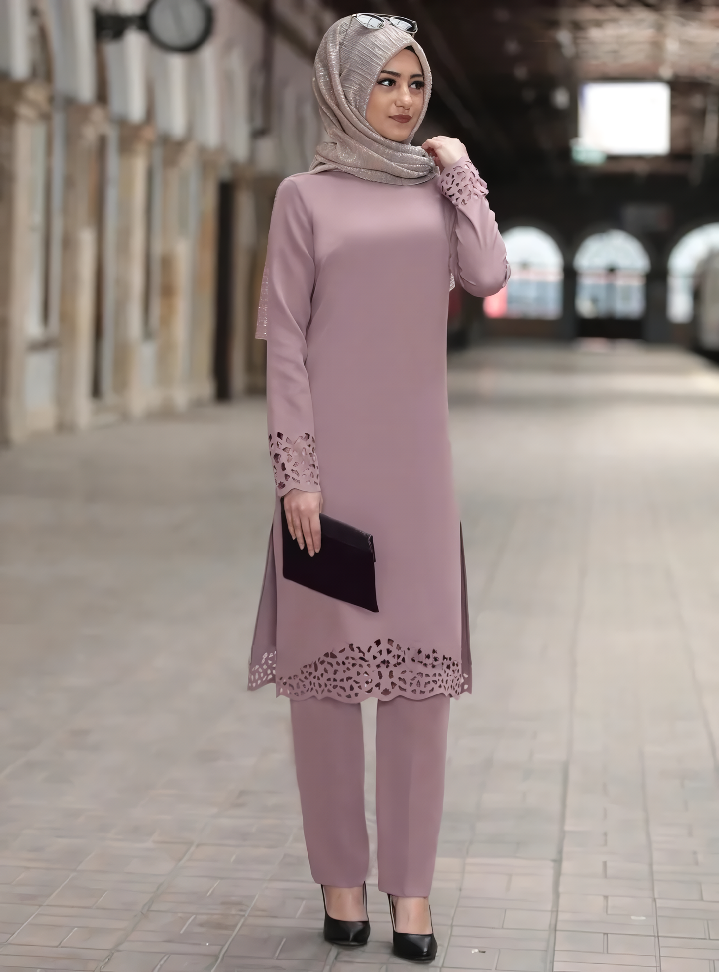 Muslim Women's Pant Set: Stylish Islamic Abaya Dress for Eid and Beyond