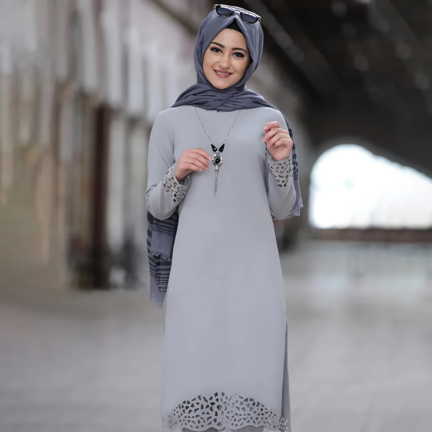 Muslim Women's Pant Set: Stylish Islamic Abaya Dress for Eid and Beyond