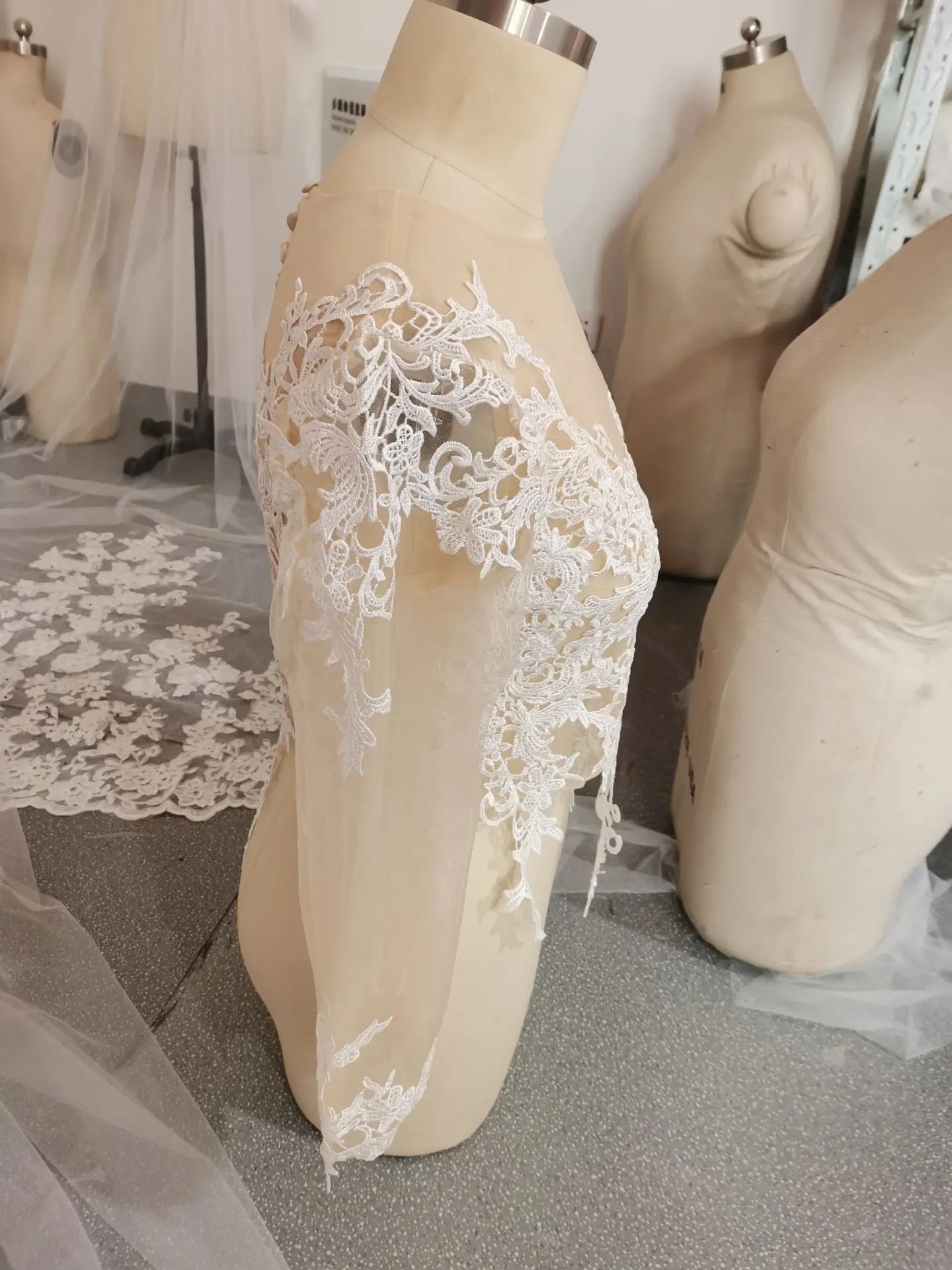 Long Sleeve Wedding Jacket: Appliques Bridal Bolero, Custom-Made Lace Top