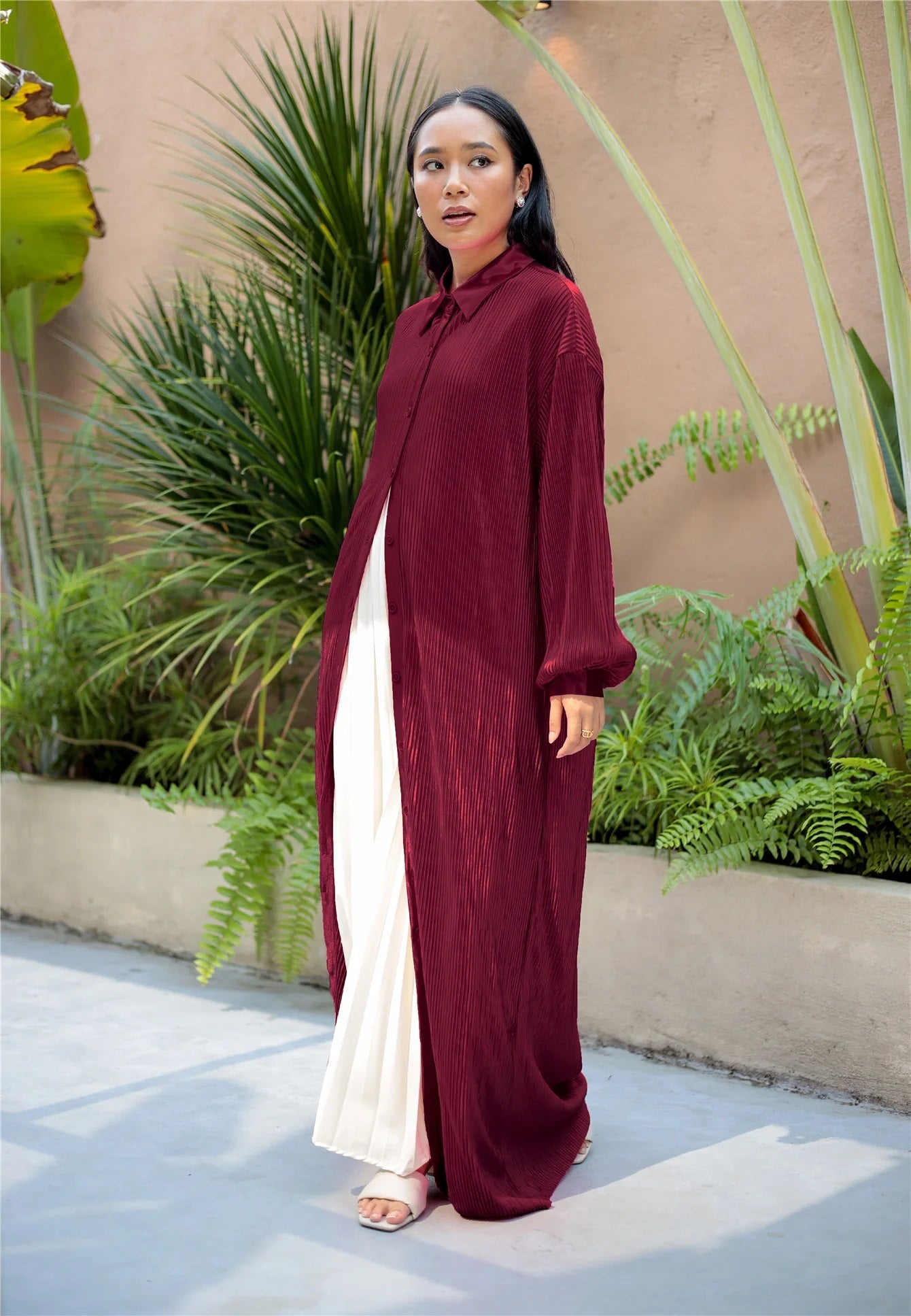 Alesyari Shop I Islamic Kimono Abaya Dress: Indonesian, Malay, Arab, Middle Eastern Inspired Folding Gown - Jalabiya for Women, Ideal for Cardigan, Middle Eastern Attire.