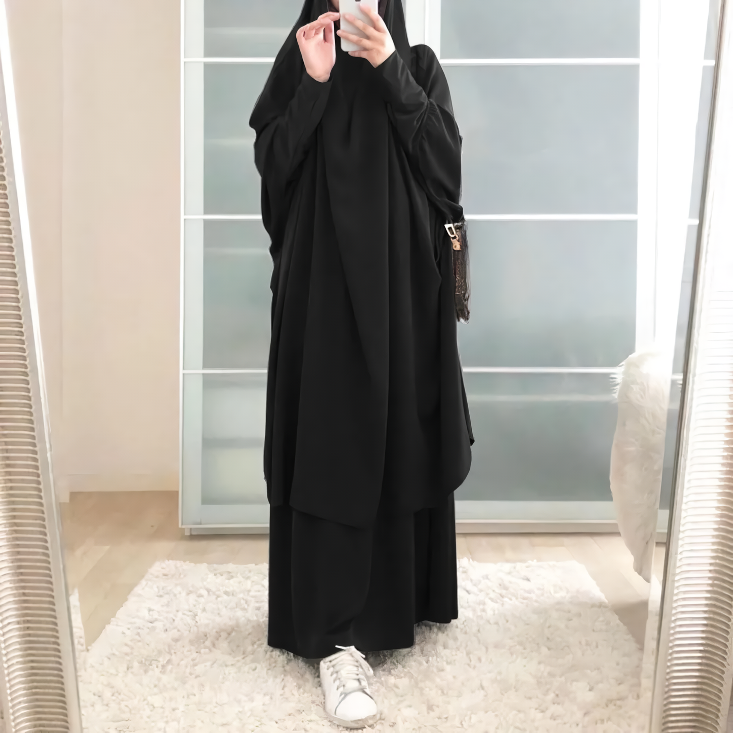 Casual Muslim women's clothing in Dubai for Eid, featuring Jilbab, Abaya, and Ramadan attire