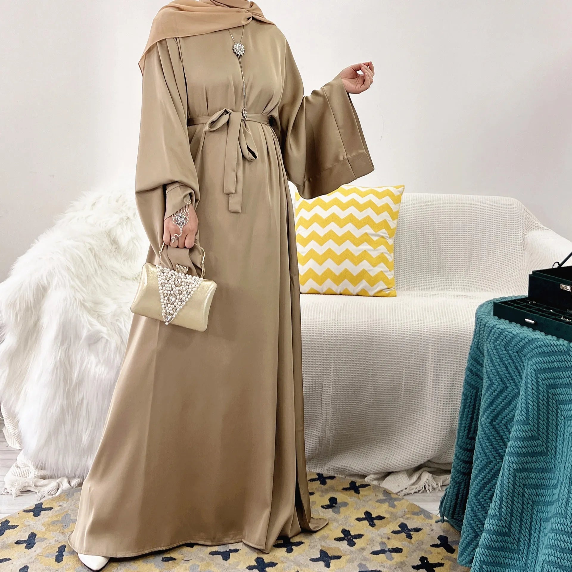 Alesyari Shop I Simple Muslim Abaya Dress - Islamic Casual Wear, Turkish Dubai Style, Ideal for Ramadan and Eid (Without Shawl)