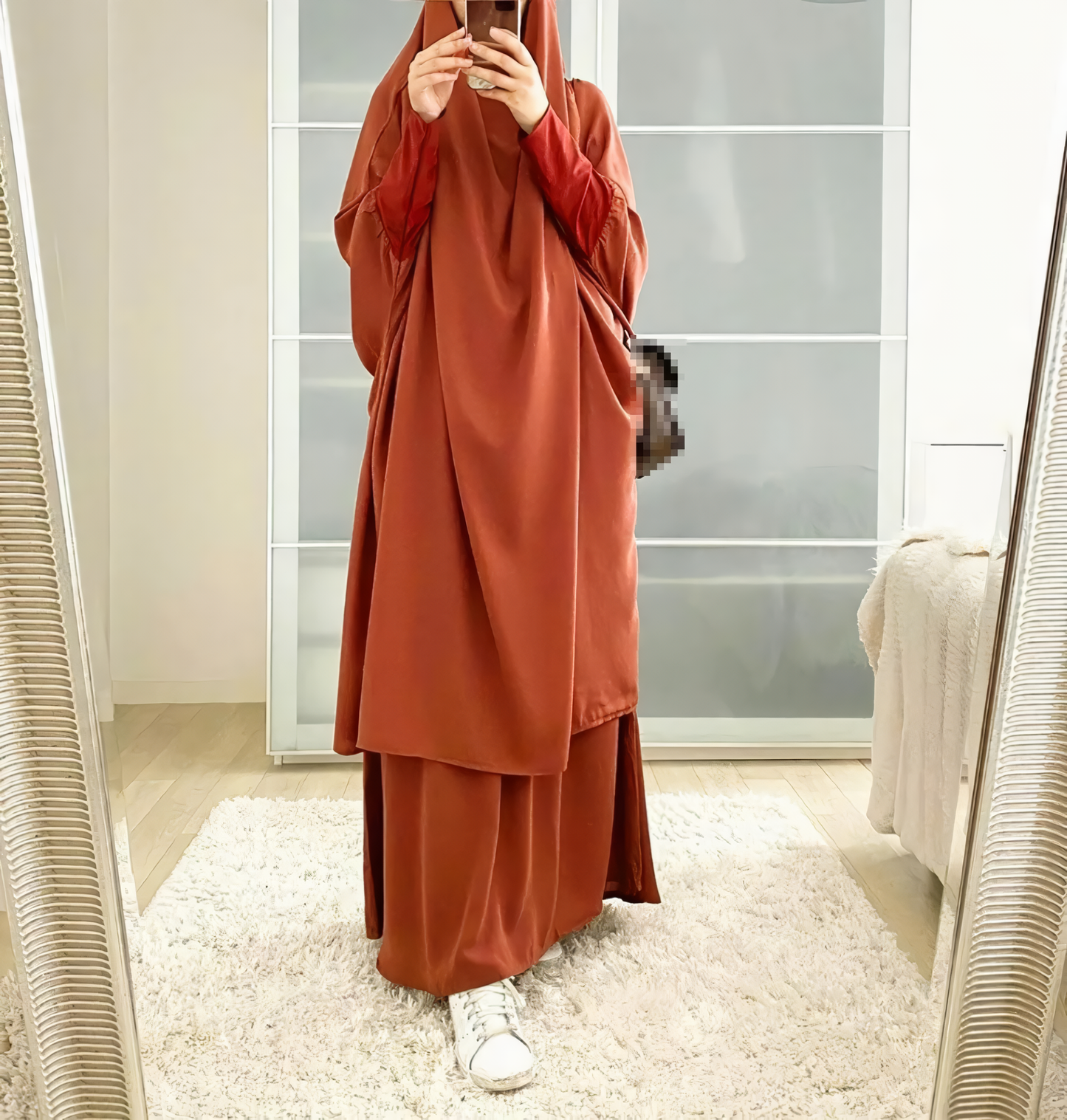 Casual Muslim women's clothing in Dubai for Eid, featuring Jilbab, Abaya, and Ramadan attire