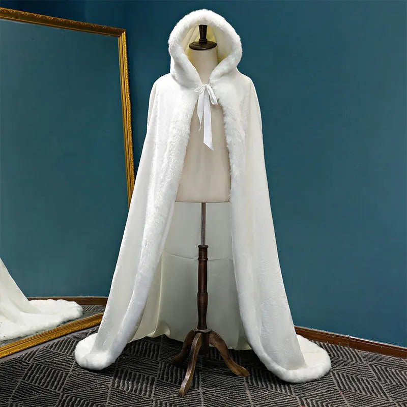 New Arrival Winter Long warm Wedding capes white wedding cloak Floor Length Bride shawl Faux fur cape coat adult Bridal Wrap