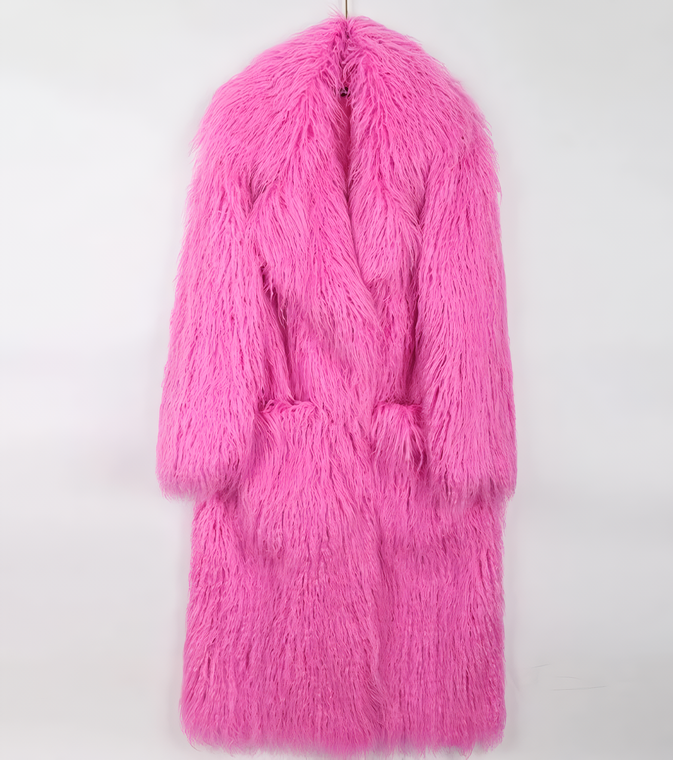 Alesyari Shop I Cozy Pink Oversized Faux Fur Coat for Winter Fashion