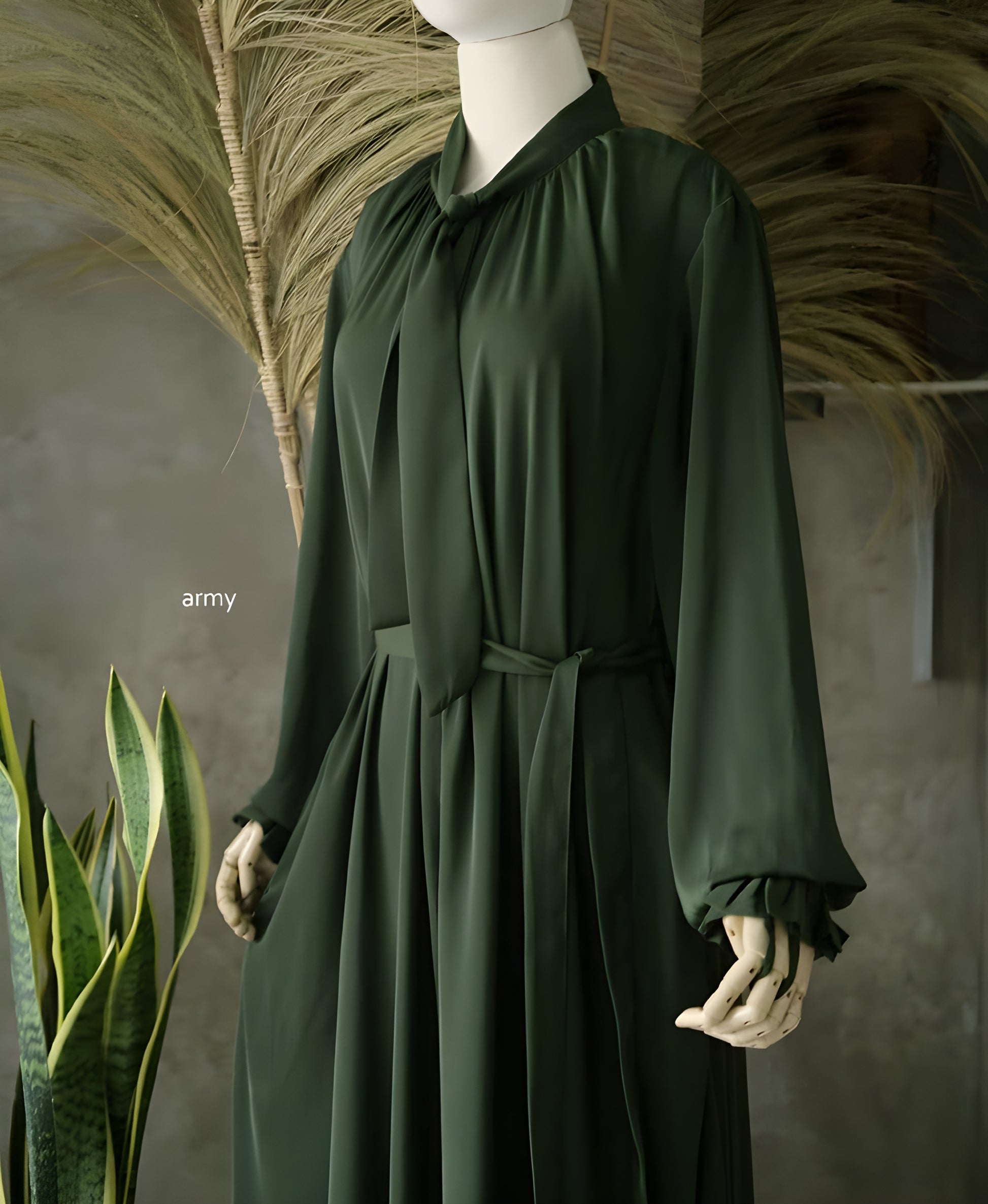 The detail of Abaya Nourah Series in Army color.