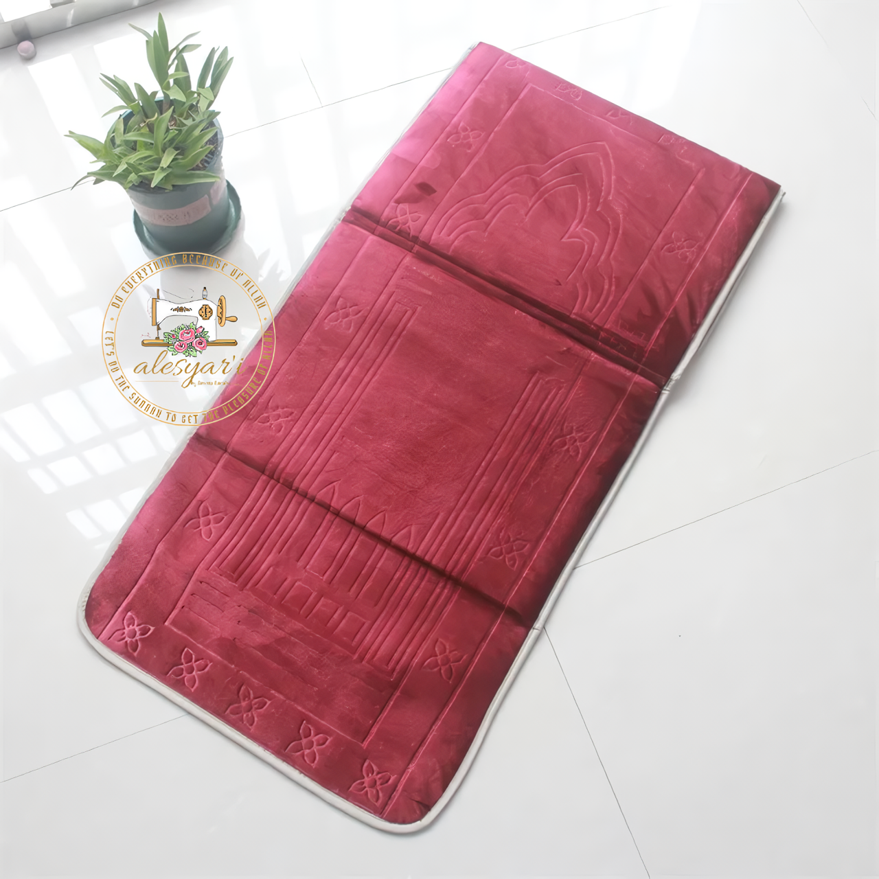 Alesyari Shop I Introducing the Latest Embossed Foldable Prayer Mat: Your Portable Companion for Muslim Worship