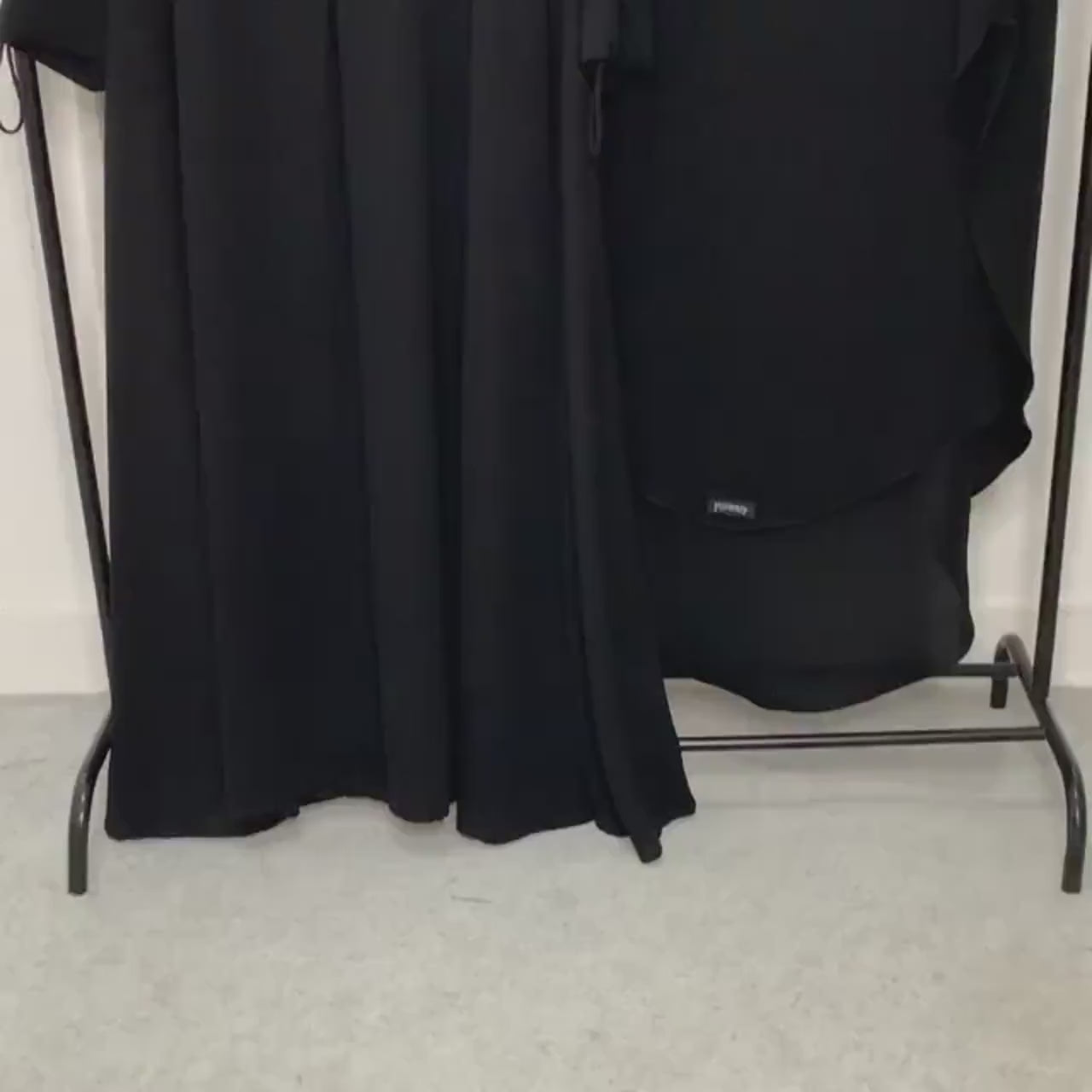 Alesyari Shop I Black Abaya for Ramadan and Eid Fitr: "Daysea" Series with Modest Design