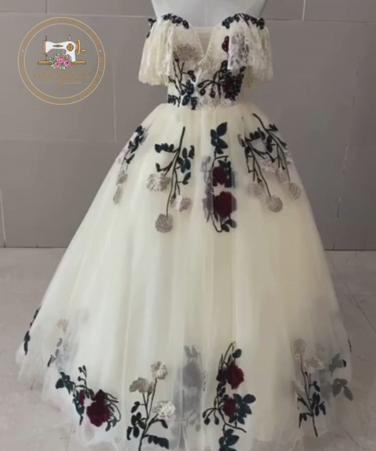 Alesyar'i I Chic Elegance: New Champagne Quinceañera Dresses with Luxury Lace, Off-The-Shoulder Prom Ball Gown, Perfect for Plus Size Quinceañera Glamour