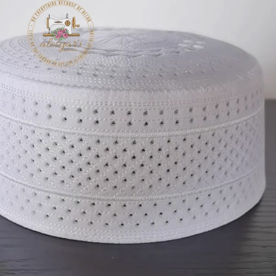 Alesyari Shop I Exquisite Cotton Embroidery: Unveiling the Latest Islamic Hat Cap for Muslim Men's Prayer Attire