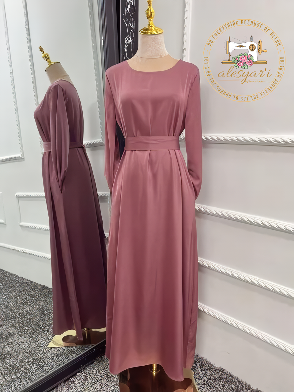 Alesyari Shop I Elegant Satin Muslim Abaya Full-Length with Flared Sleeves, Soft Shimmer, Dubai to Turkey Fashion