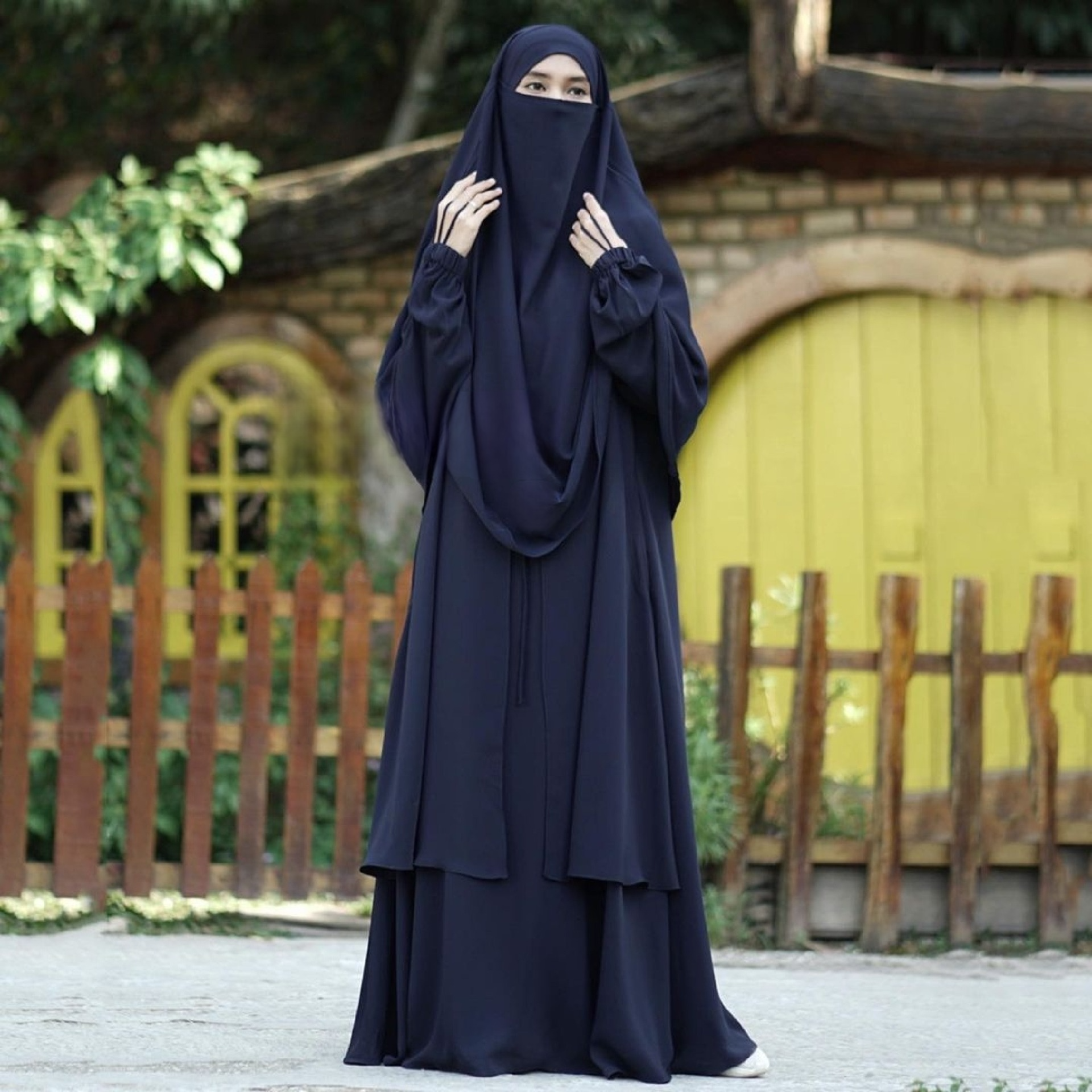 Abaya Medina in Midnight Navy Color with Anti-UV Fabric Transformer French Khimar Free Half Niqab