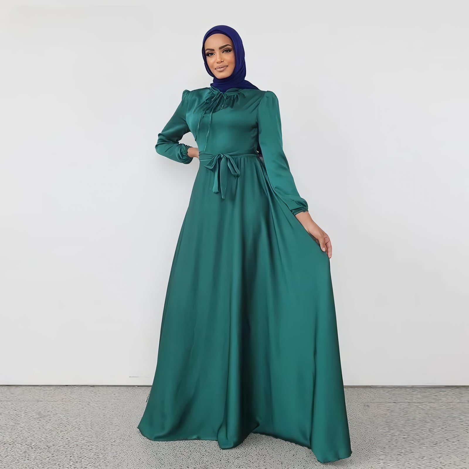 Alesyari Shop I Muslim Abaya Dress: Dubai, Turkey, Arab, Slavic, Moroccan Kaftan - Islamic Attire