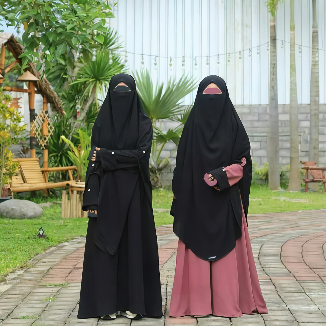 Alesyari Shop I Black Abaya for Ramadan and Eid Fitr: "Daysea" Series with Modest Design